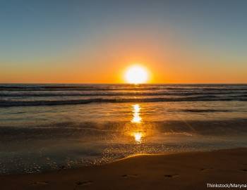 beautiful beach sunrise 