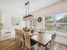 The dining room at a Hilton Head Island vacation house rental