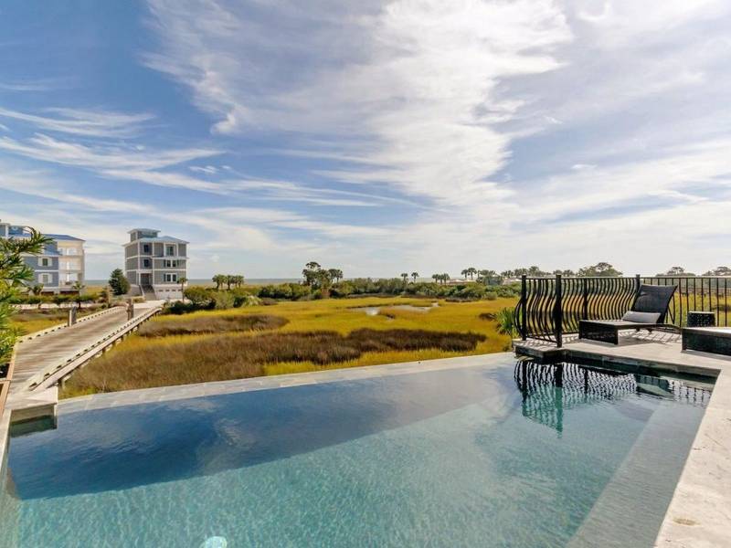 24 bradley circle pool views