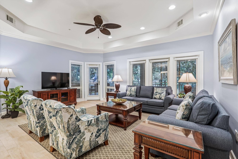 living room of hilton head vacation rental 