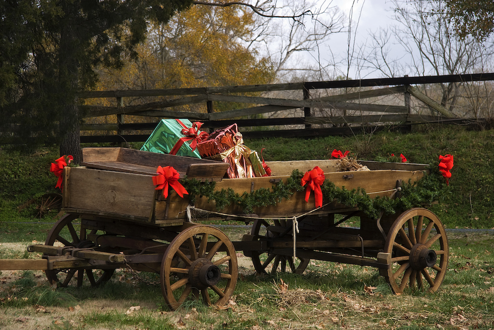 wagon decorated for Christmas